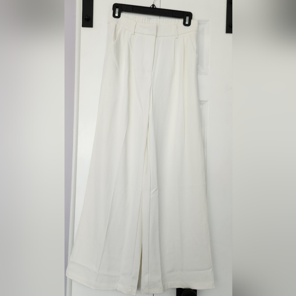 Wide Leg White Women's Wide Pants - NWOT